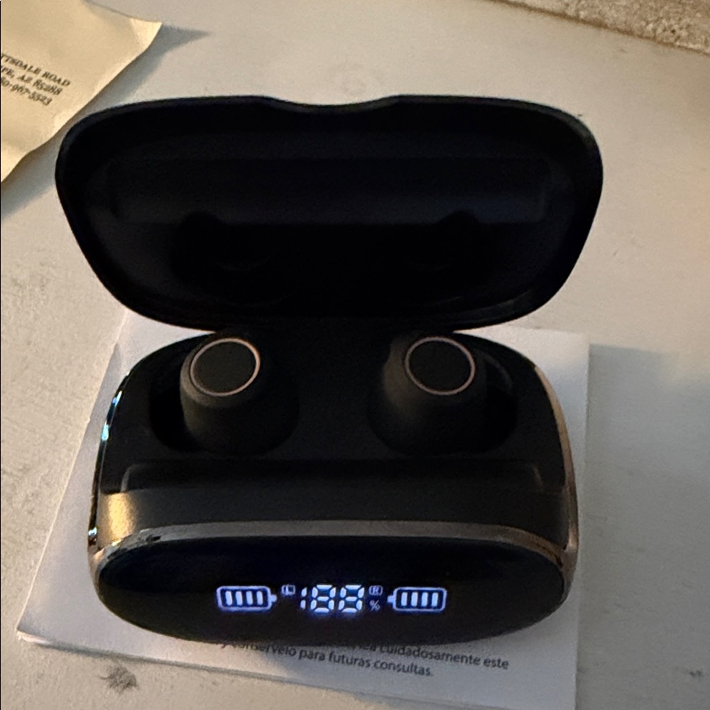 Bluetooth air pod style headphone